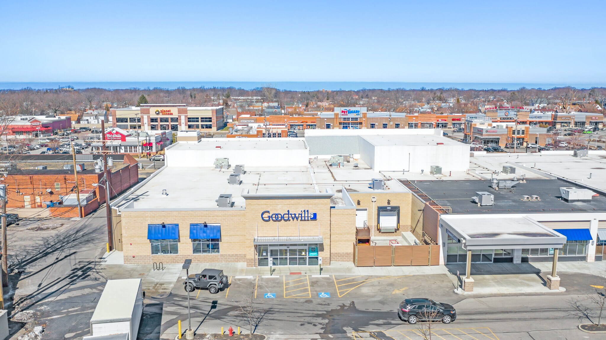 1390813998 Cedar Rd, University Heights, OH 44118 Cedar Center South