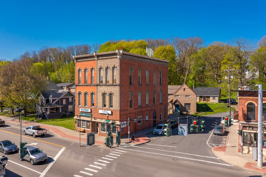 2 W Main St, Victor, NY for lease - Building Photo - Image 2 of 40