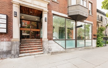 5100 Rue Hutchison, Montréal, QC for lease Building Photo- Image 1 of 1