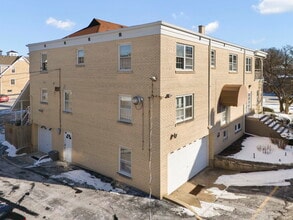 4920 Main St, Downers Grove, IL for lease Building Photo- Image 2 of 20