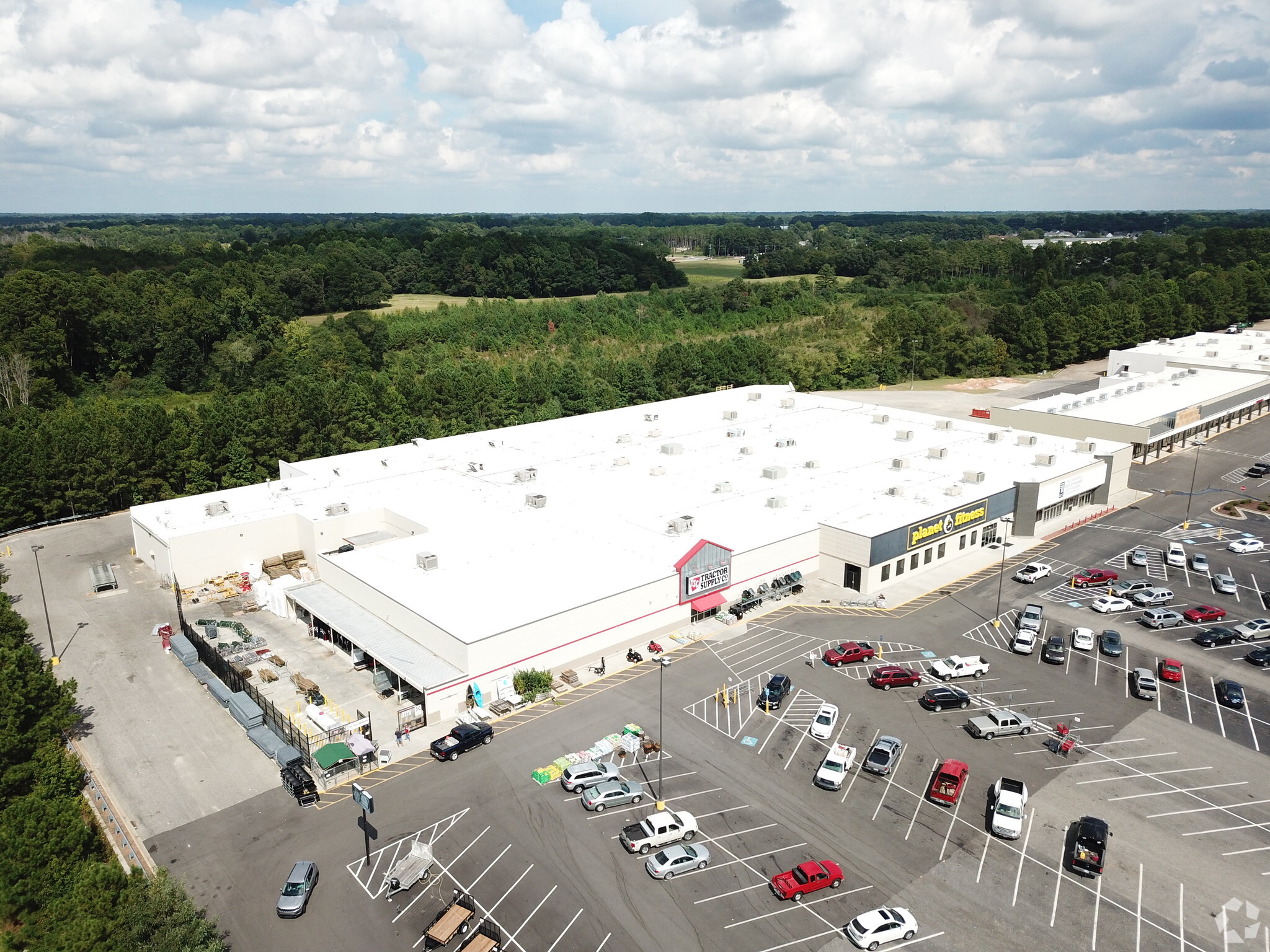 2330-2380 W Cumberland St, Dunn, NC for lease Primary Photo- Image 1 of 10