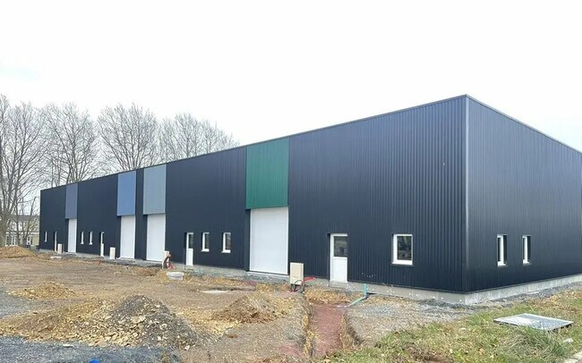 Location Local d'activités 224 m²