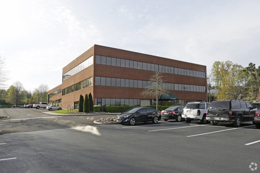 701 Scarboro Rd, Oak Ridge, TN for sale - Building Photo - Image 2 of 8