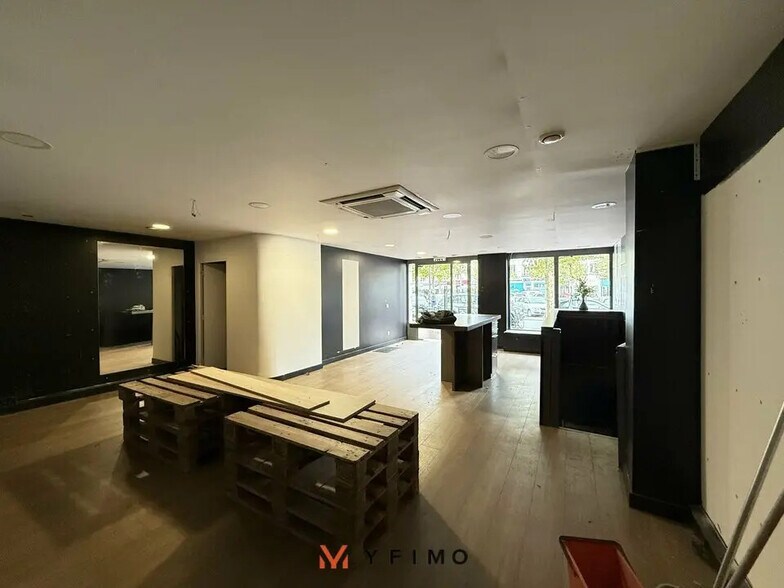 Retail in Maisons-Laffitte for lease - Interior Photo - Image 3 of 8
