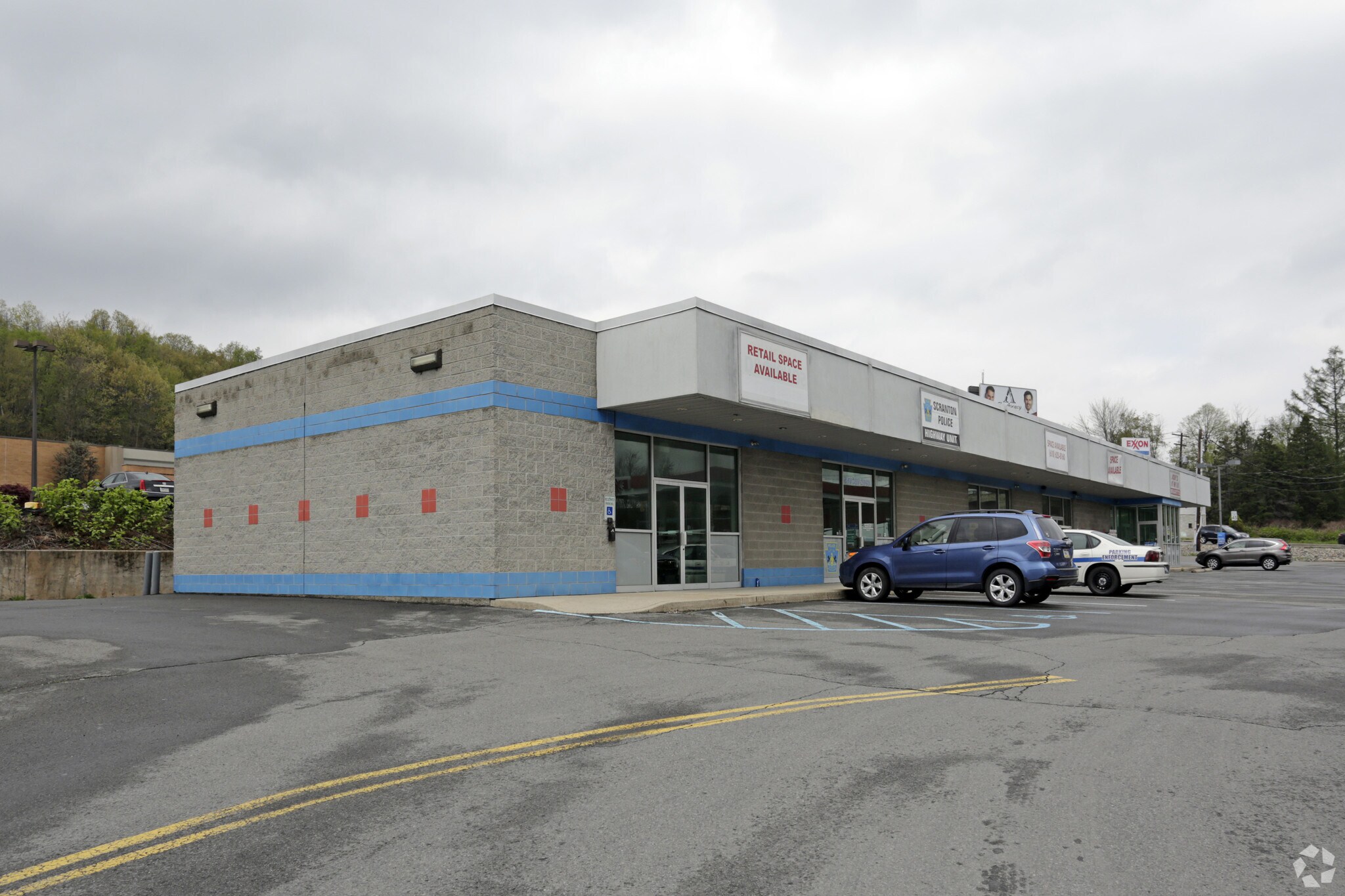 1696 N Keyser Ave, Scranton, PA 18508