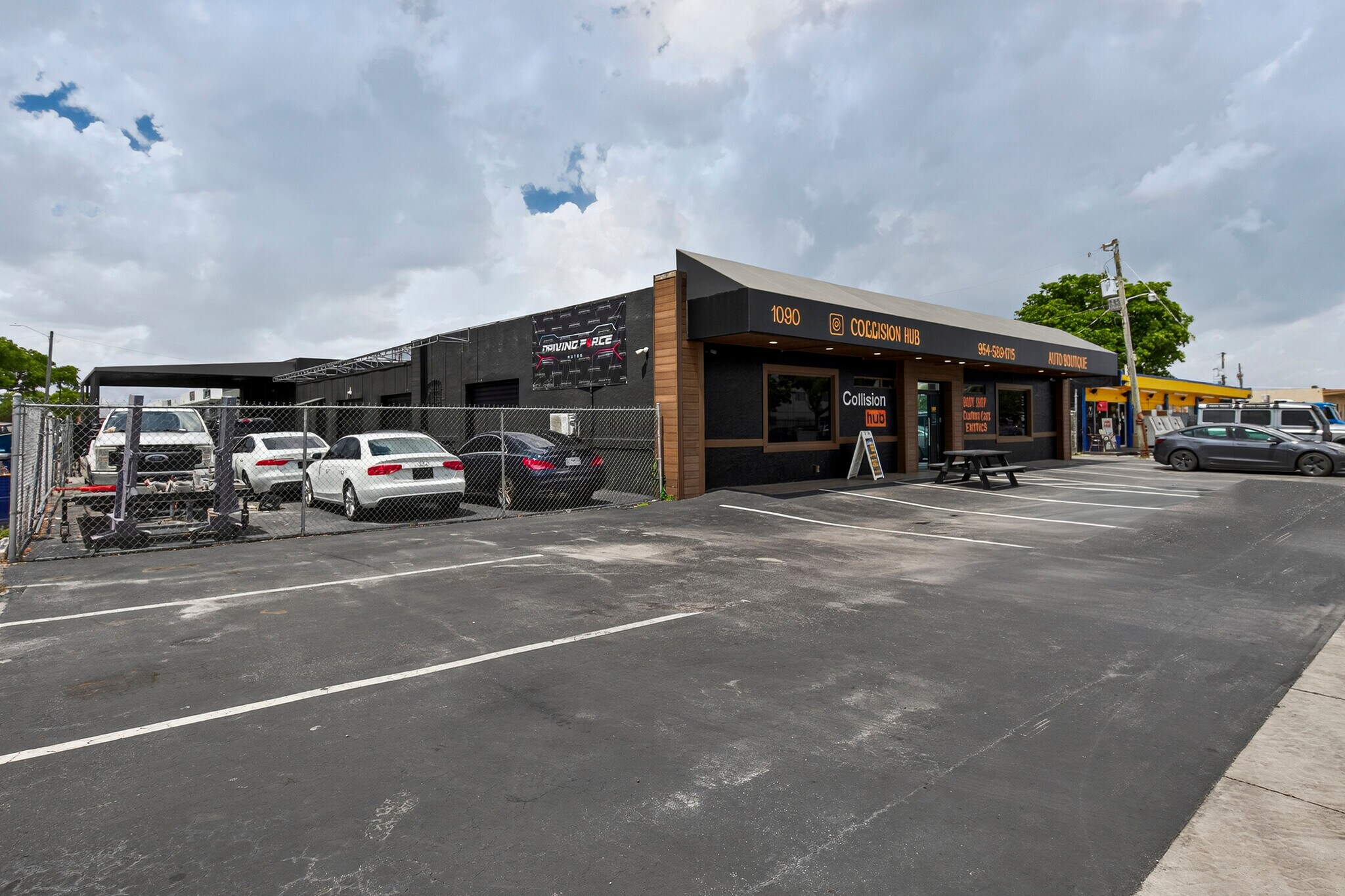 1090 S 56th Ave, Hollywood, FL for sale Primary Photo- Image 1 of 1