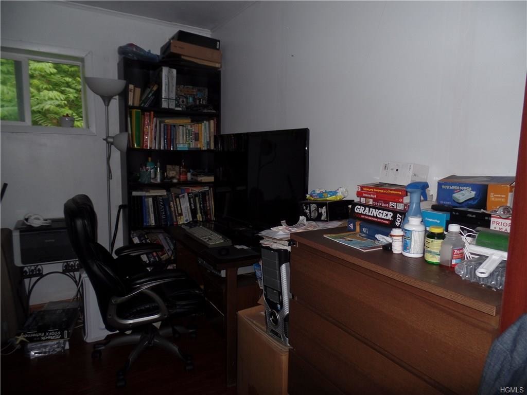 1950 Albany Post Rd, Wallkill, NY 12589