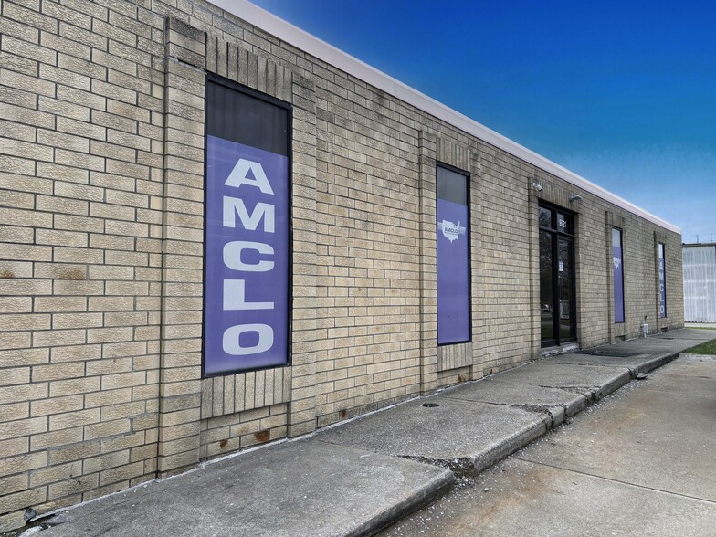 9721 York Alpha Dr, North Royalton, OH for sale - Building Photo - Image 3 of 13