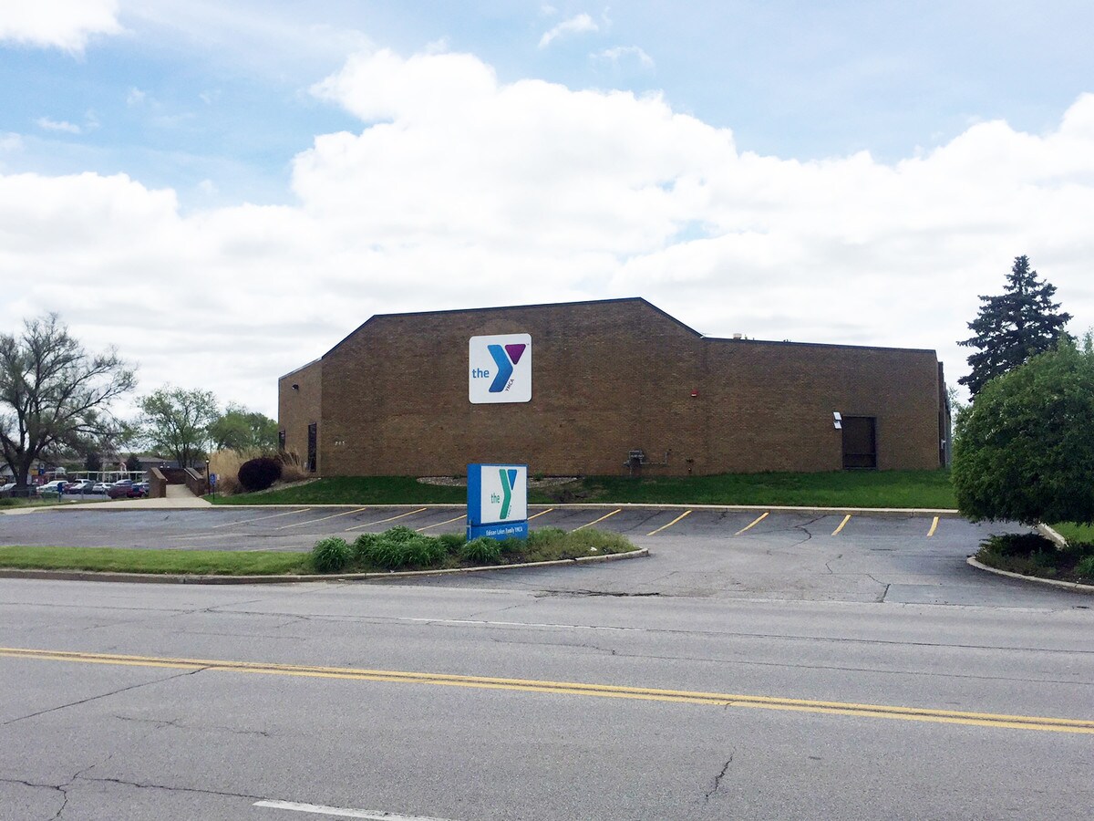 205 W Edison Rd, Mishawaka, IN 46545