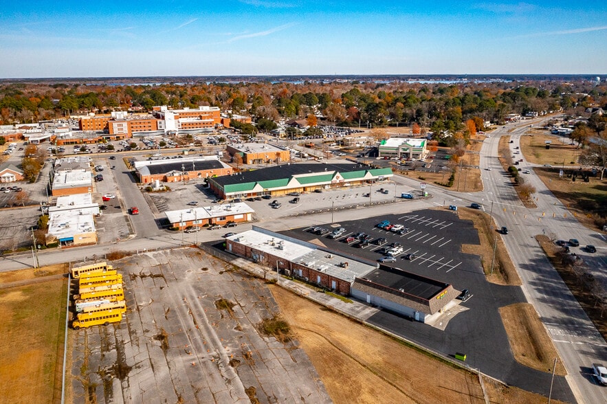 1904-1918 Dr. Martin Luther King Jr. Blvd, New Bern, NC for sale - Aerial - Image 2 of 9