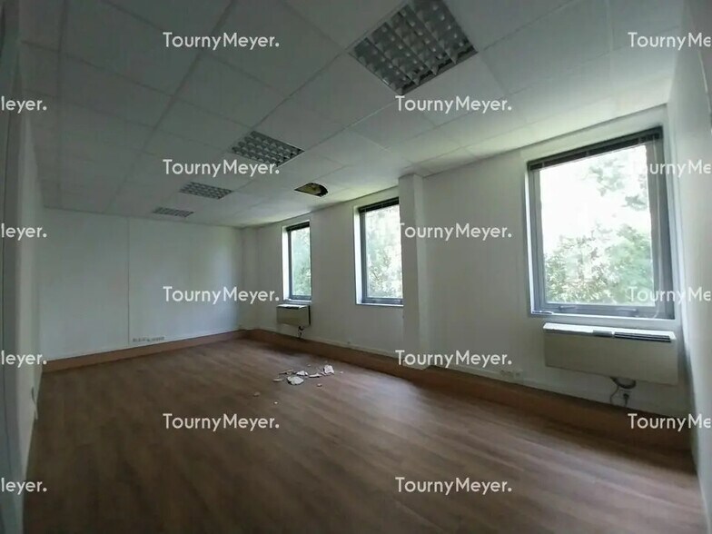 Office in Toulouse for lease - Interior Photo - Image 3 of 12