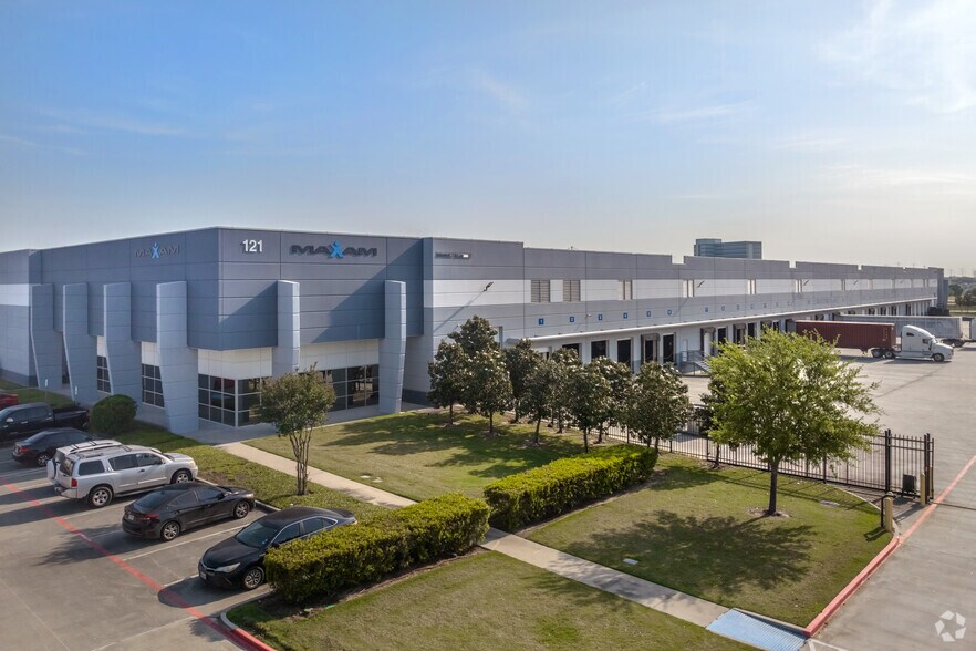 121 Esplanade Blvd, Houston, TX for sale - Primary Photo - Image 1 of 1