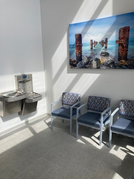 6637 Gunn Hwy, Tampa, FL for sale - Building Photo - Image 2 of 27