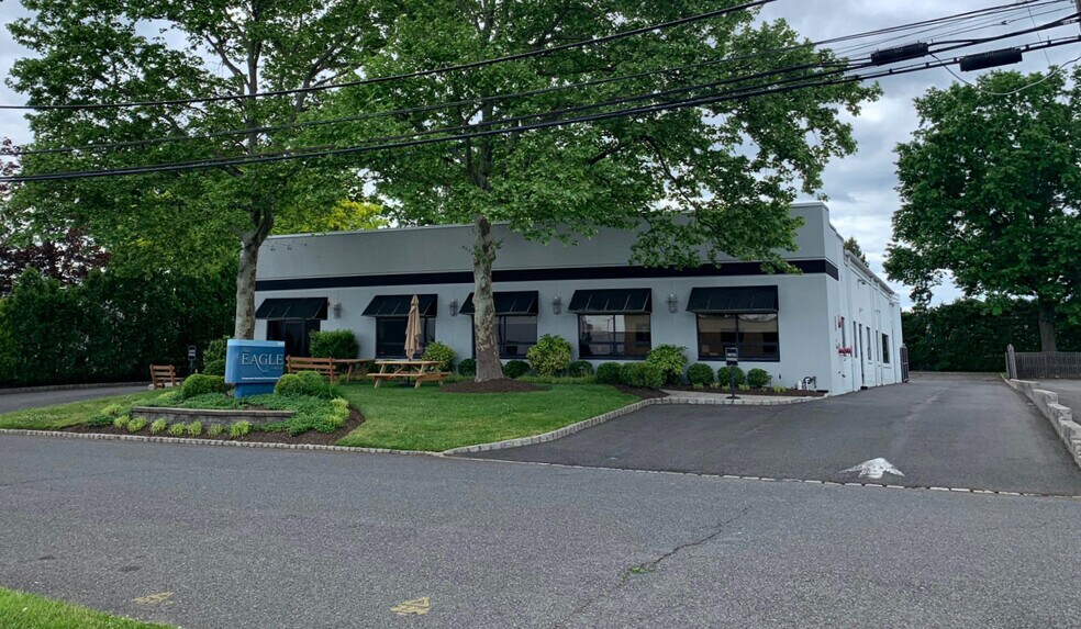 20 Commerce St, Springfield, NJ for sale - Building Photo - Image 1 of 1