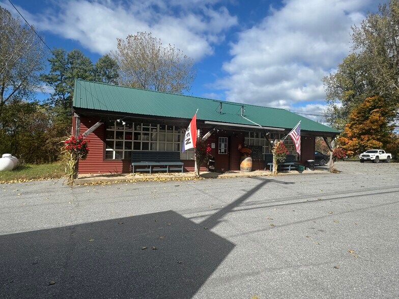 3177 US-7, Ferrisburgh, VT for lease - Primary Photo - Image 1 of 5
