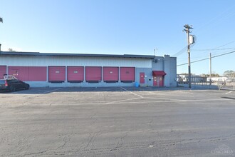 4950 Para Dr, Cincinnati, OH for lease Building Photo- Image 2 of 43