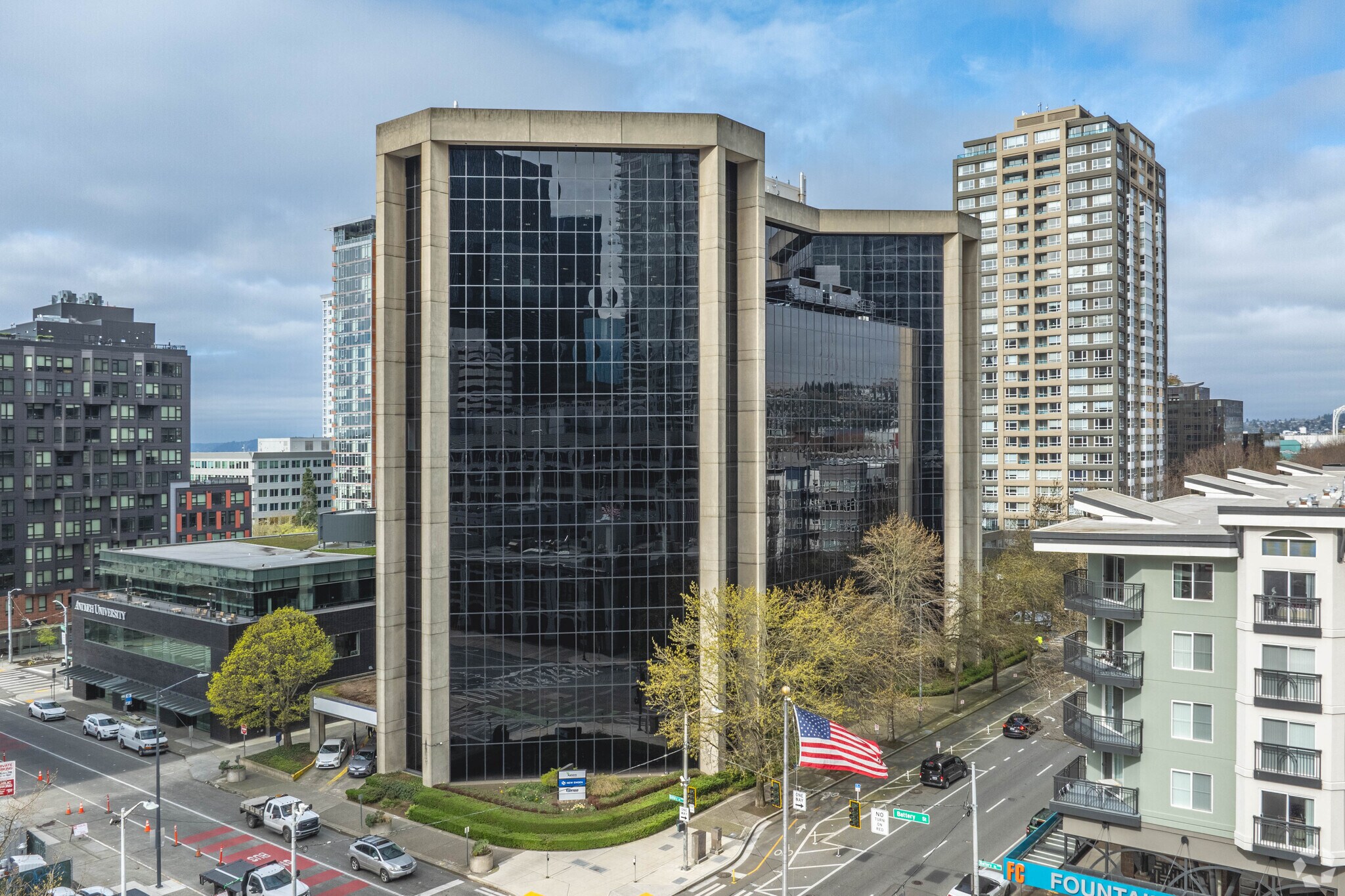 2401 4th Ave, Seattle, WA for sale Primary Photo- Image 1 of 1