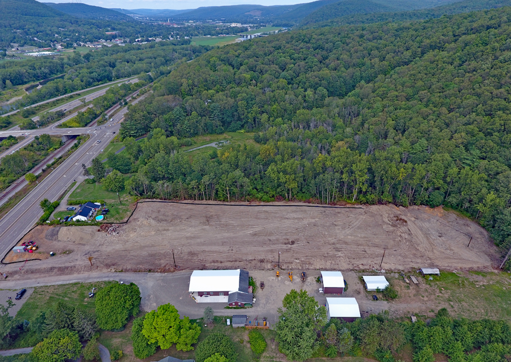 2605 Hanwell Village Park, Corning, NY for sale Primary Photo- Image 1 of 1