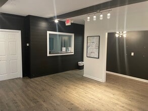 291 Clear Sky Ct, Clarksville, TN for lease Interior Photo- Image 1 of 15