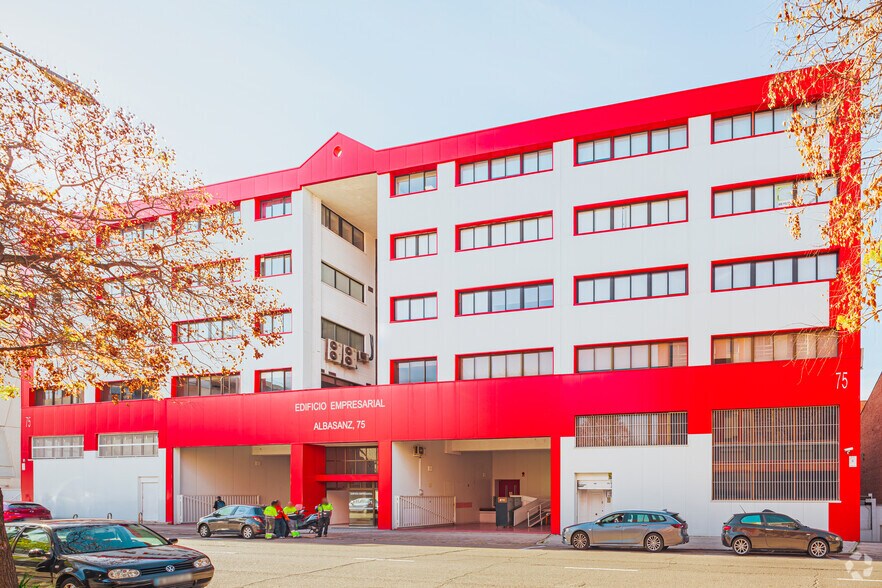 Calle de Albasanz, 75, Madrid, Madrid for lease - Building Photo - Image 3 of 4