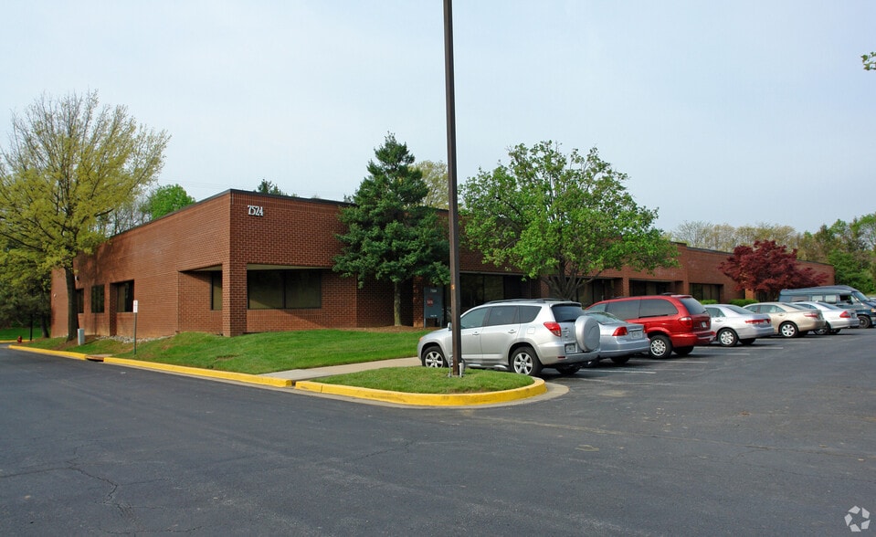 7524 Standish Pl, Rockville, MD for lease - Primary Photo - Image 1 of 6