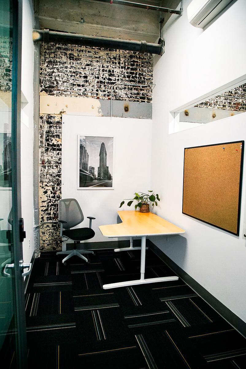 2744 E 11th St, Oakland, CA for lease Interior Photo- Image 1 of 1