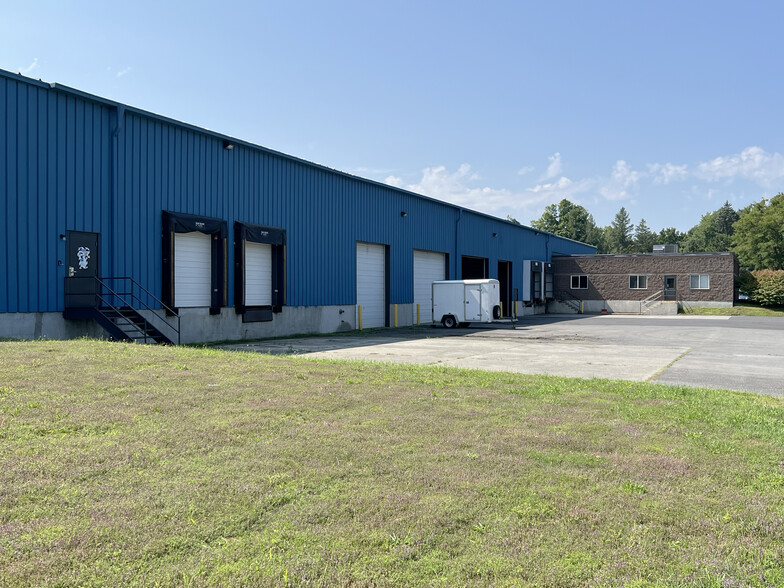 1210 Route 9, South Schodack, NY for sale - Building Photo - Image 1 of 1