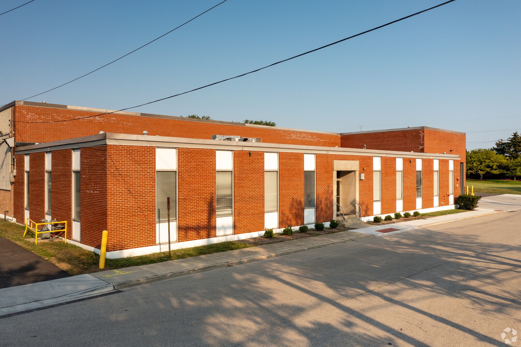 62 Davis Dr, Bellwood, IL for sale Building Photo- Image 1 of 1