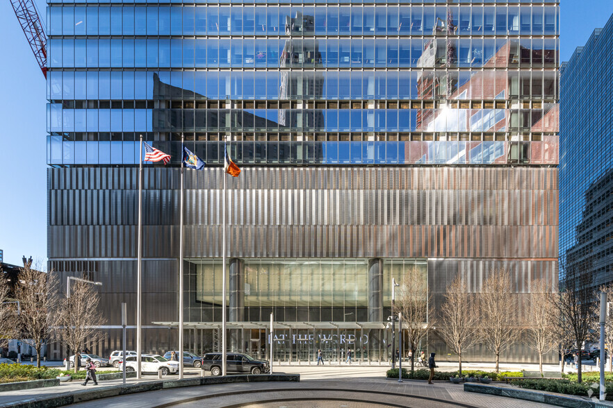 7 World Trade Center, New York, NY for lease - Building Photo - Image 3 of 11