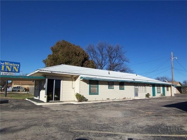 608 S Main St, Winters, TX for sale - Primary Photo - Image 1 of 1