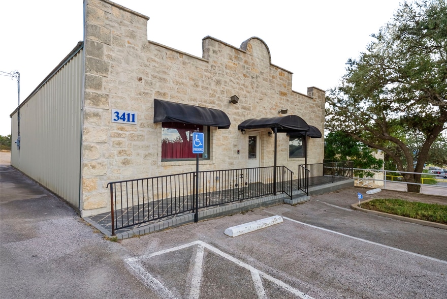 3411 N Highway 281, Marble Falls, TX for sale - Building Photo - Image 2 of 22