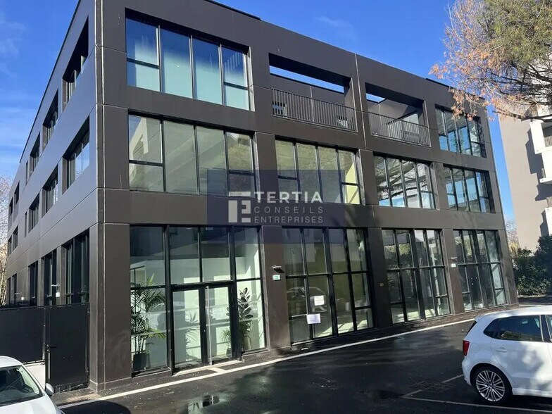 Office in Montpellier for sale - Building Photo - Image 2 of 6
