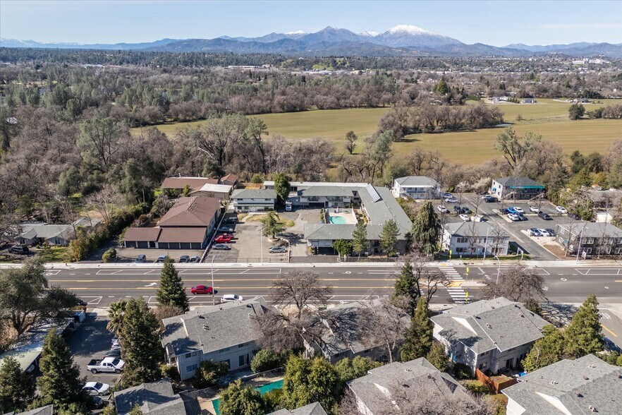 3510 Bechelli Ln, Redding, CA for sale - Primary Photo - Image 1 of 1