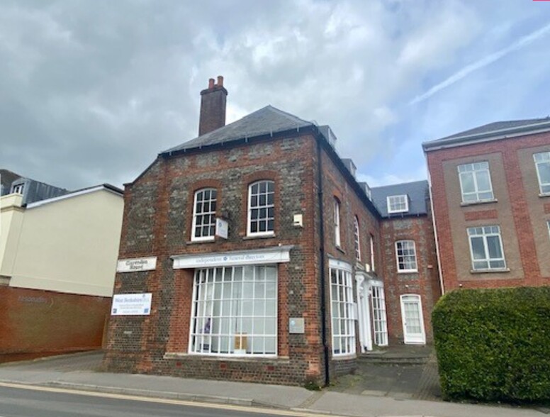 44 London Rd, Newbury for sale - Building Photo - Image 1 of 6