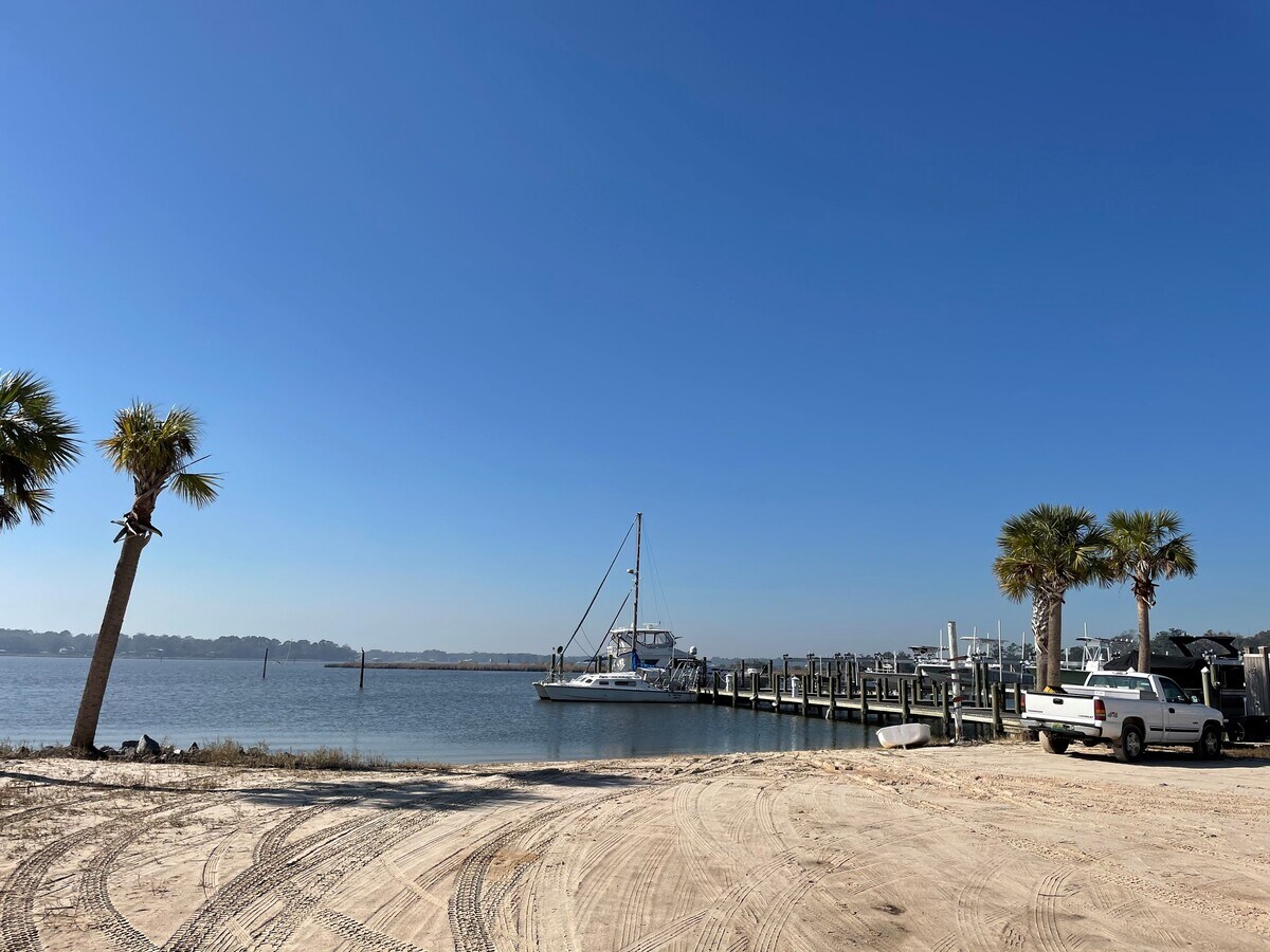 4700 Dauphin Island Pkwy, Mobile, AL 36605