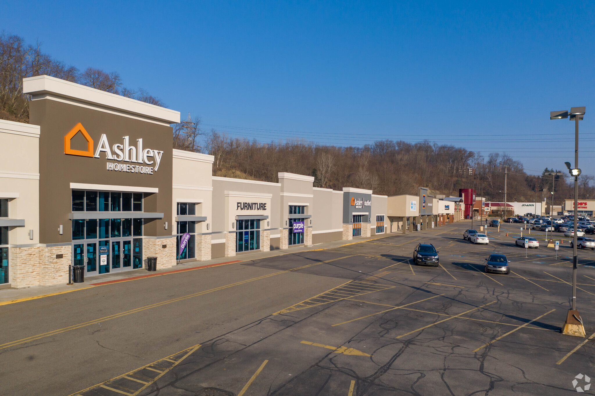 7215-7221 McKnight Rd, Pittsburgh, PA for sale Primary Photo- Image 1 of 1