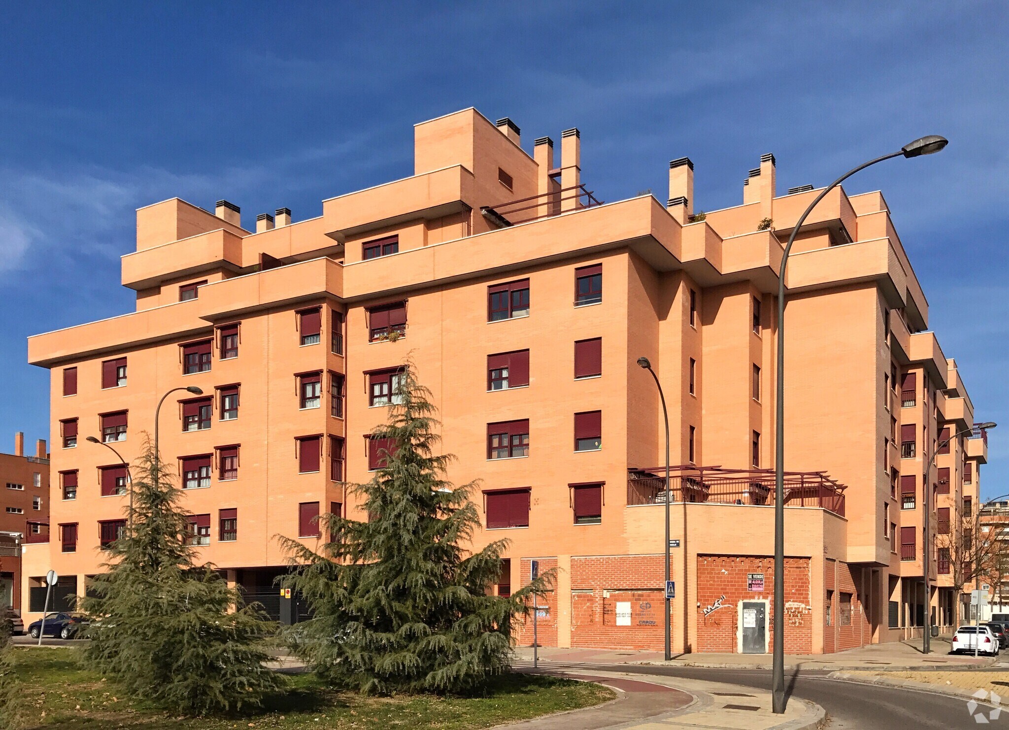 Calle Adolfo Marsillach, 1, Getafe, Madrid for sale Primary Photo- Image 1 of 1