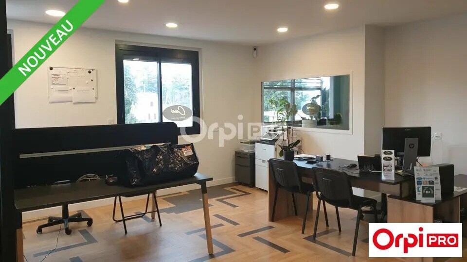 Retail in Romans-sur-Isère for sale - Interior Photo - Image 3 of 5