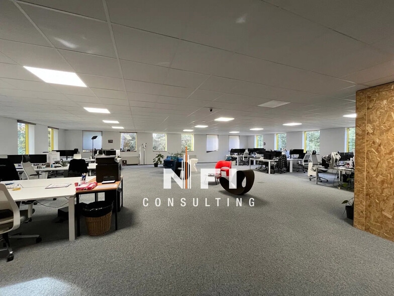 Office in Antibes for sale - Interior Photo - Image 1 of 6