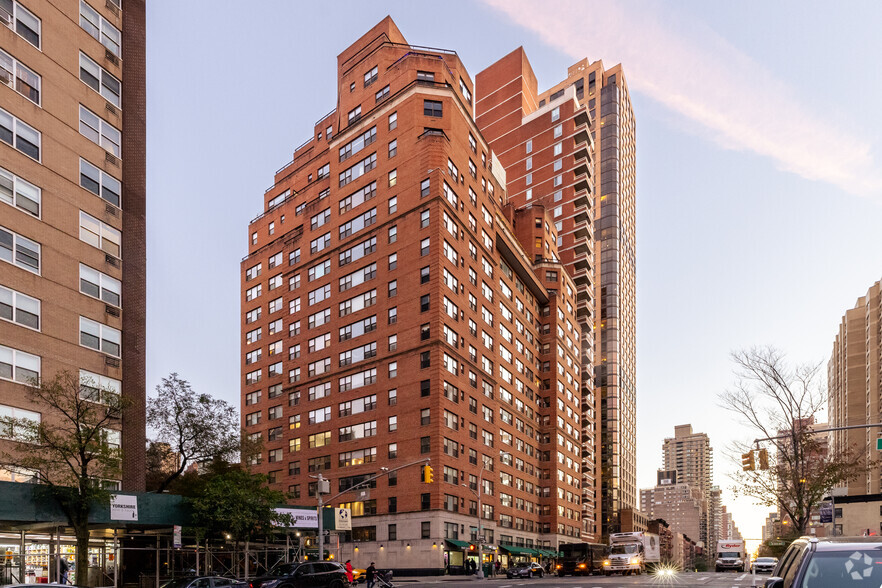 1624-1634 First Ave, New York, NY for sale - Primary Photo - Image 1 of 1