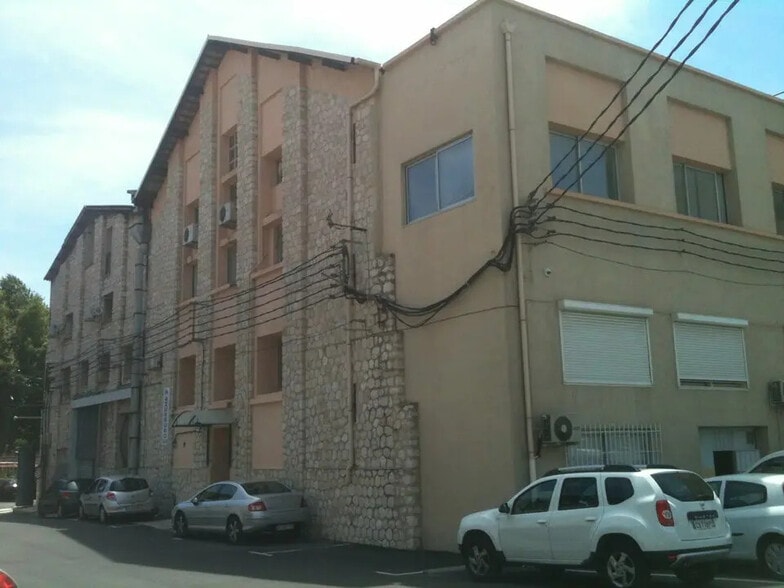 27 Boulevard Charles Moretti, Marseille for lease - Building Photo - Image 1 of 3