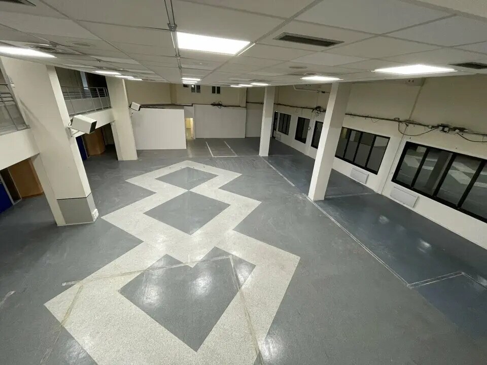 21 Rue Voltaire, Drancy for lease Building Photo- Image 1 of 9