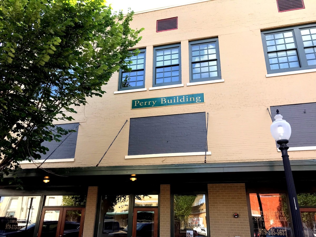 View Photo
