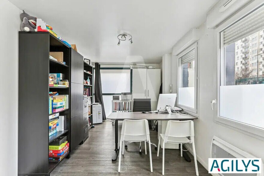 Flex in Villejuif for sale - Interior Photo - Image 2 of 15