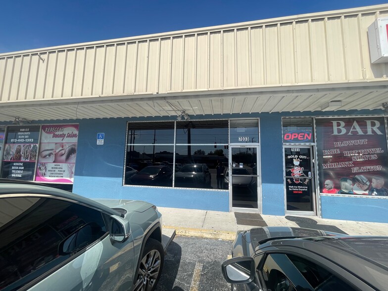 7025-7039 W Hillsborough Ave, Tampa, FL for sale - Building Photo - Image 1 of 1