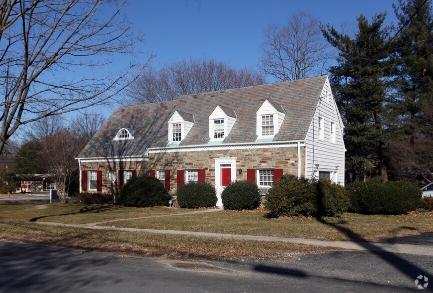 9601 Colesville Rd, Silver Spring, MD 20901