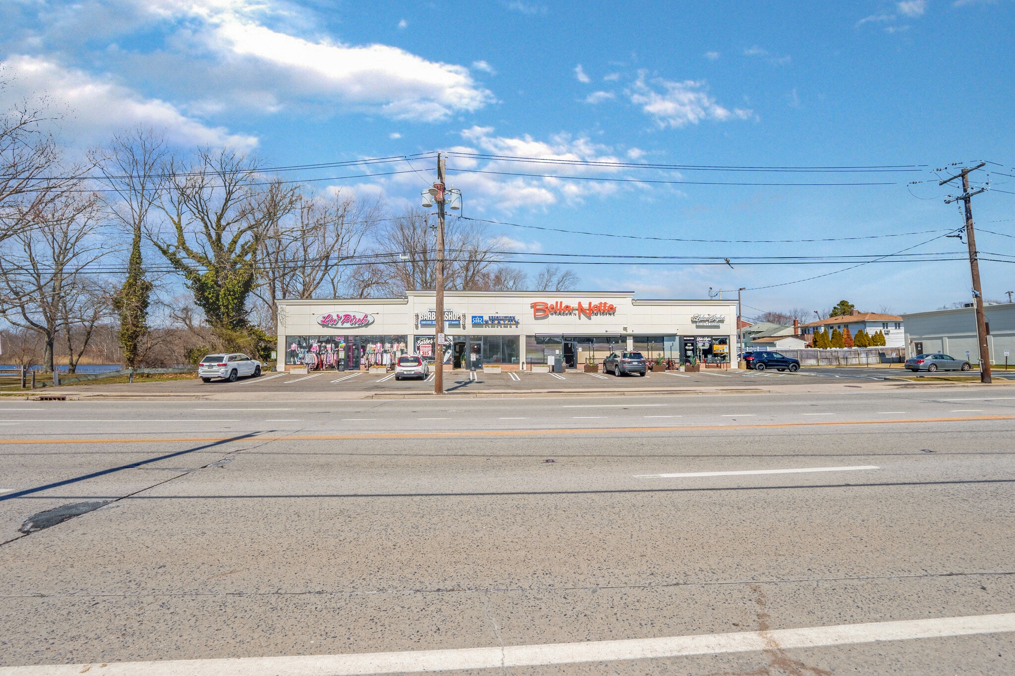 2947-2961 Merrick Rd, Wantagh, NY for lease Primary Photo- Image 1 of 5