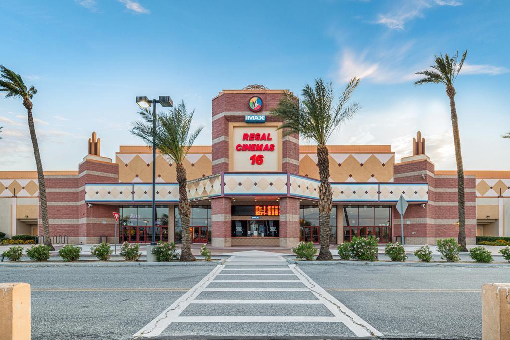 72777 Dinah Shore Dr, Rancho Mirage, CA for lease Building Photo- Image 1 of 16