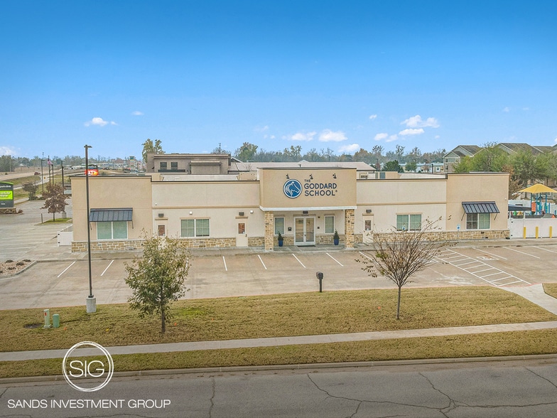 12606 S Memorial Dr, Bixby, OK for sale - Building Photo - Image 1 of 5