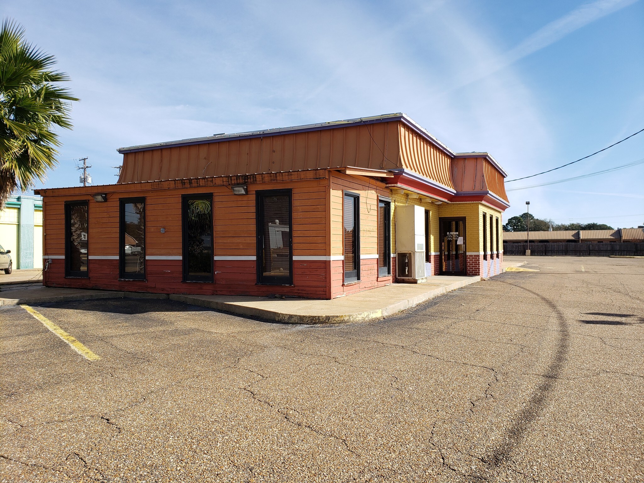 109 South Dr, Natchitoches, LA for sale Primary Photo- Image 1 of 1